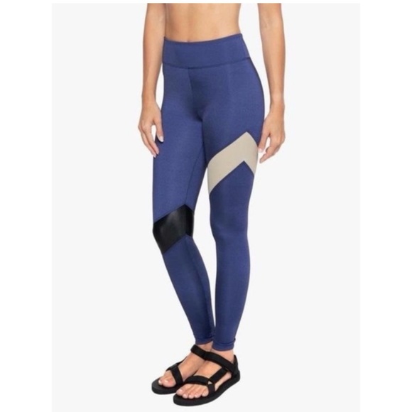 NWT. Koral Aello Shantung High Rise Legging. - Picture 2 of 4